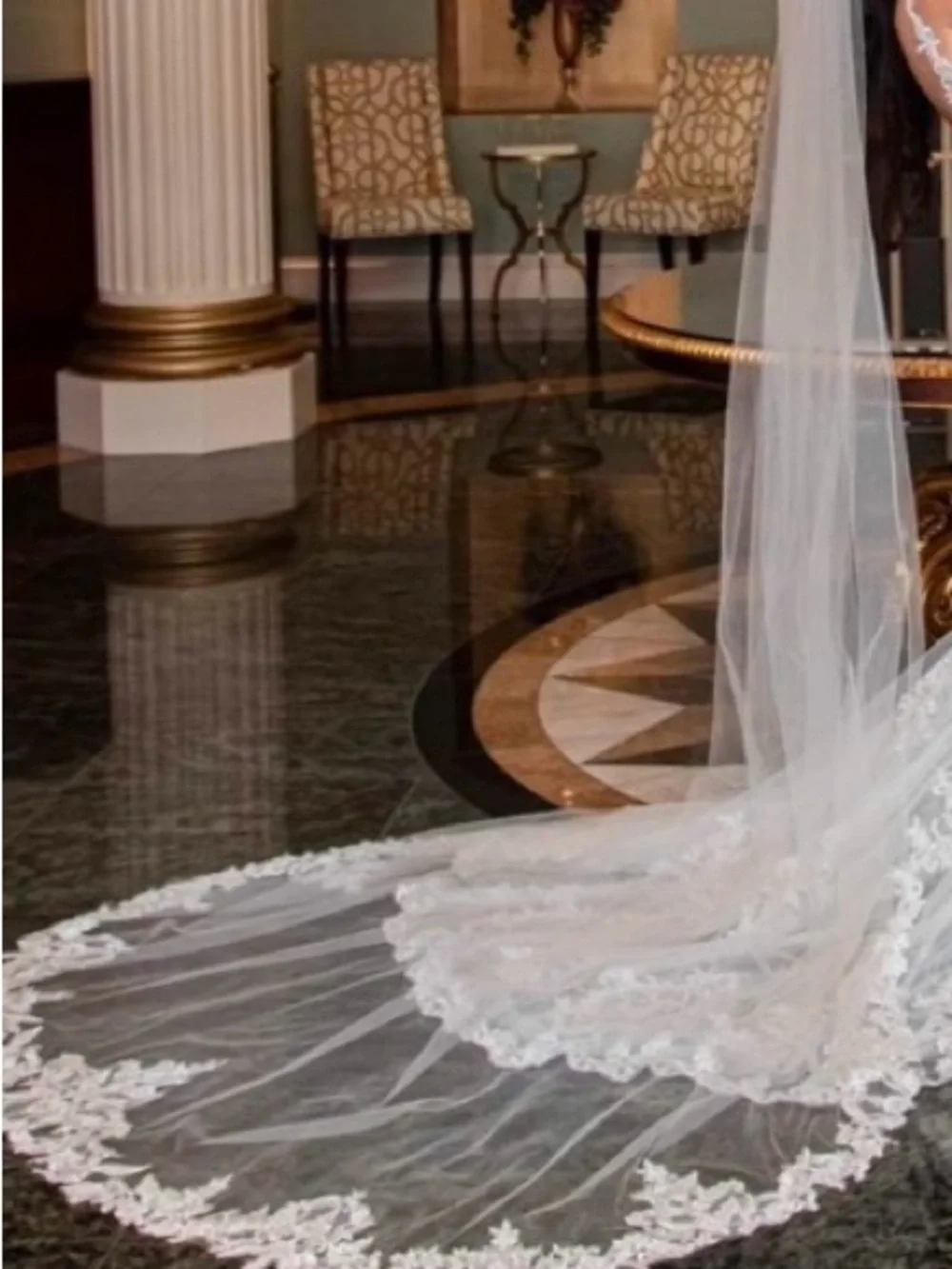 Elegant Lace-Edged White Bridal Veil with Cathedral Train